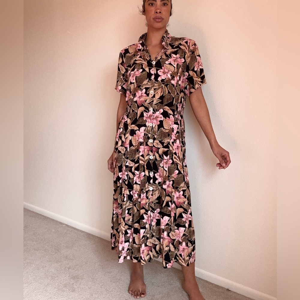 Floral Button-Up Dress - Picture 4 of 8